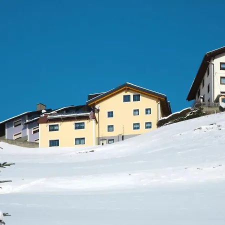 בית נופש Bergblick By Interhome *